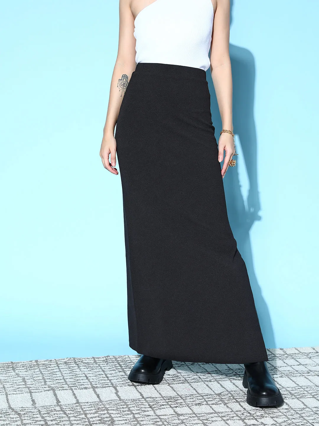 Berrylush Women Solid Black High-Rise Waist Thigh-High Slit Straight Hem Knitted Maxi Skirt