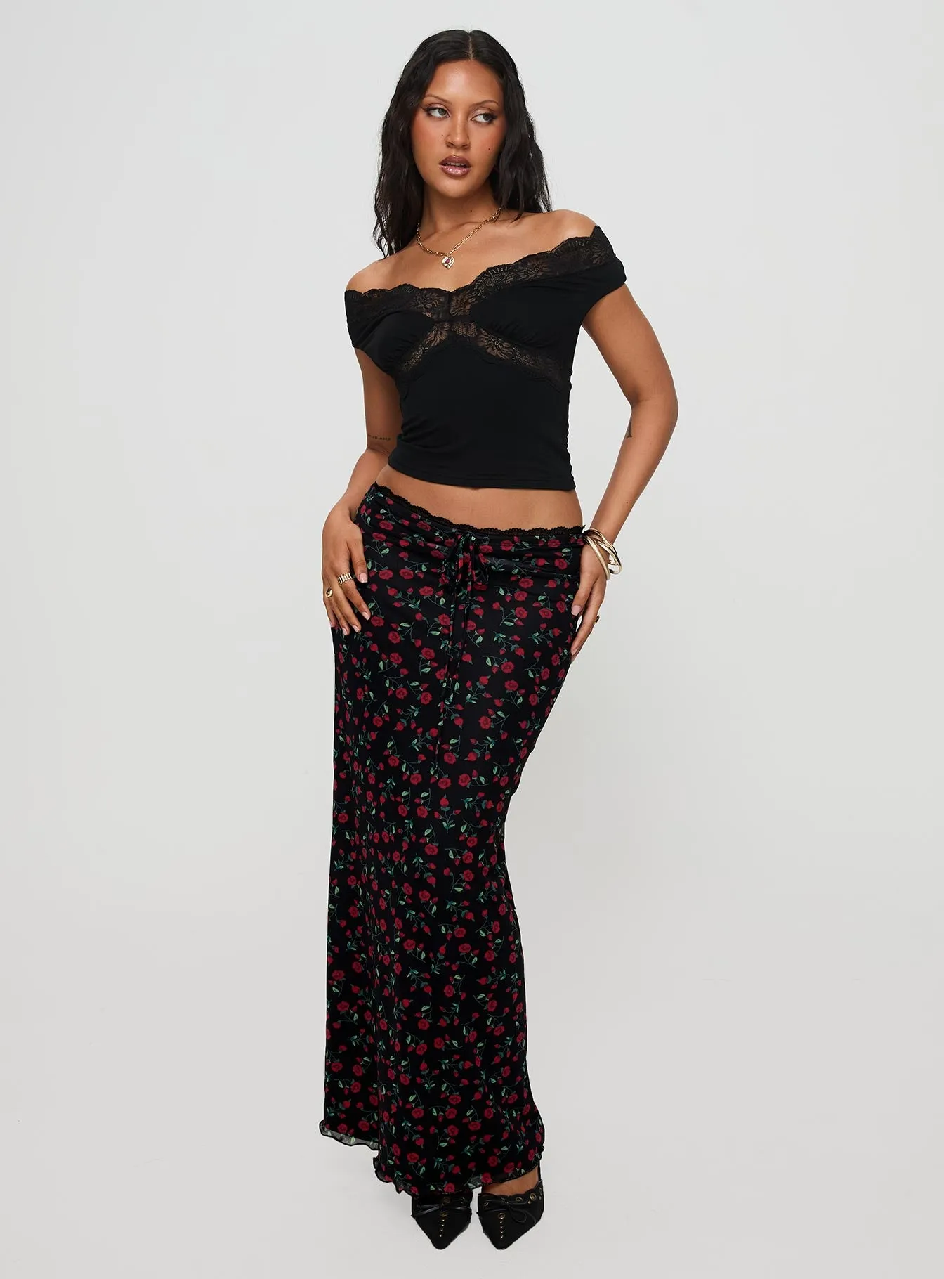 Donabella Mesh Maxi Skirt Black / Red