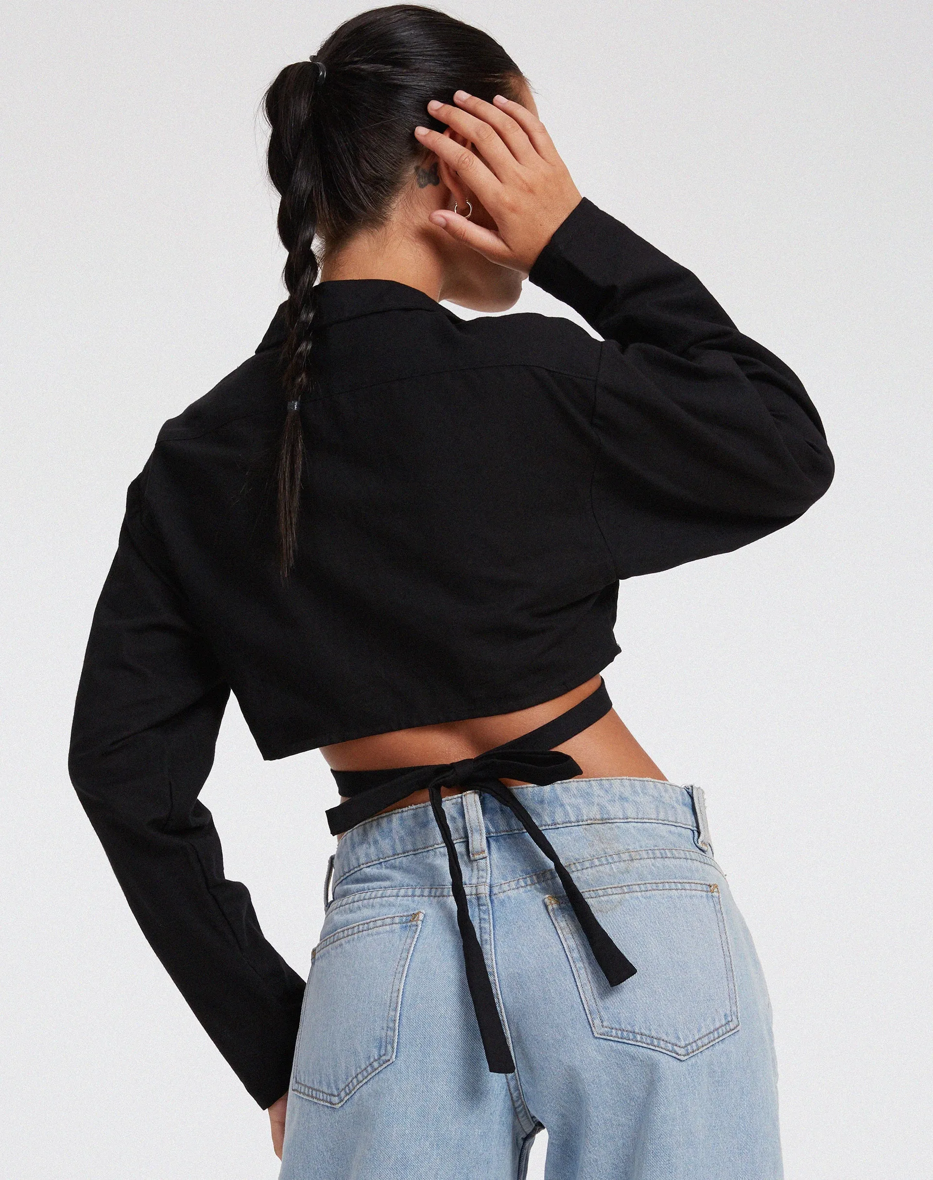 Elyse Crop Top in Rami Black