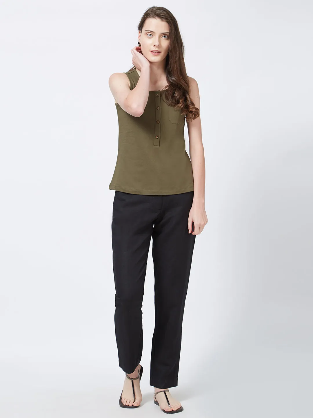 Green Solid Sleeveless Top With Button Closure