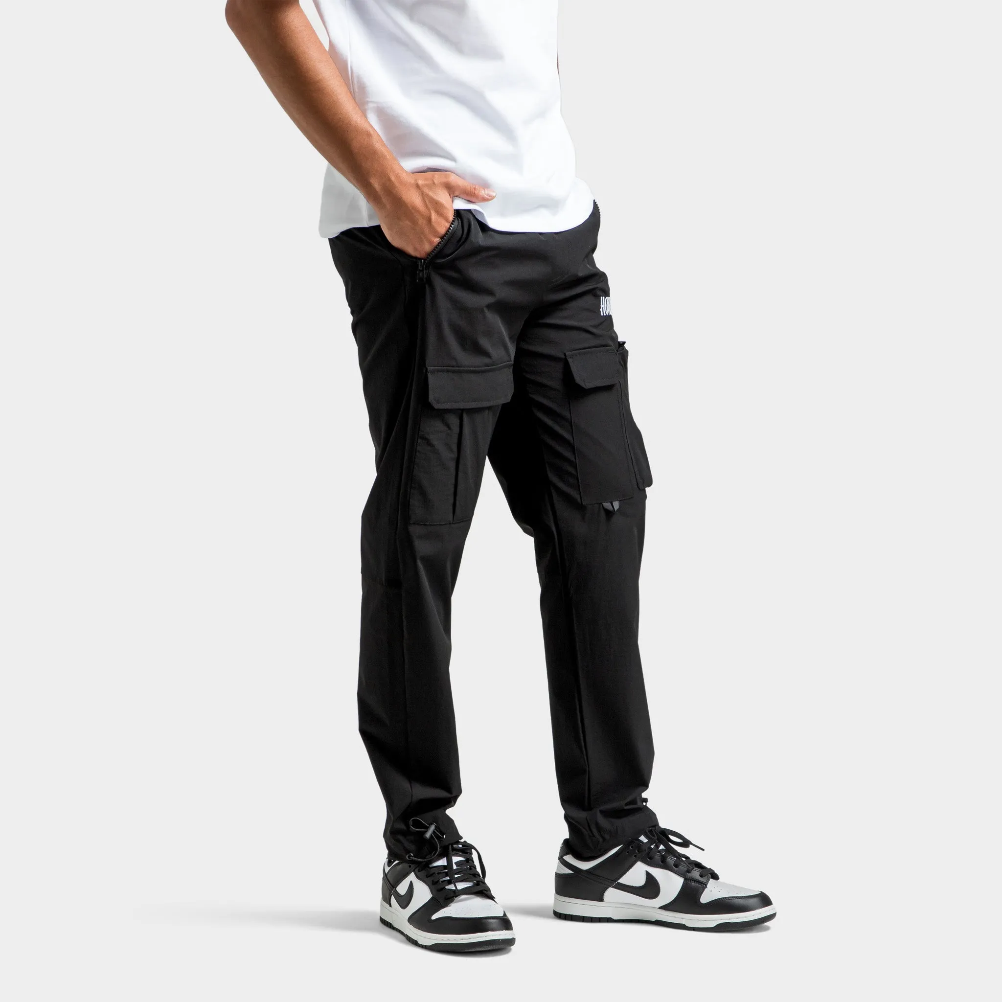 Hoodrich Resist Woven Cargo Black / White - Lychee