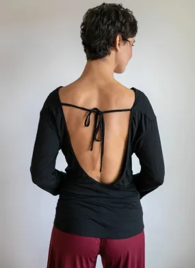 Leslie Backless Long Sleeve Shirt in Black