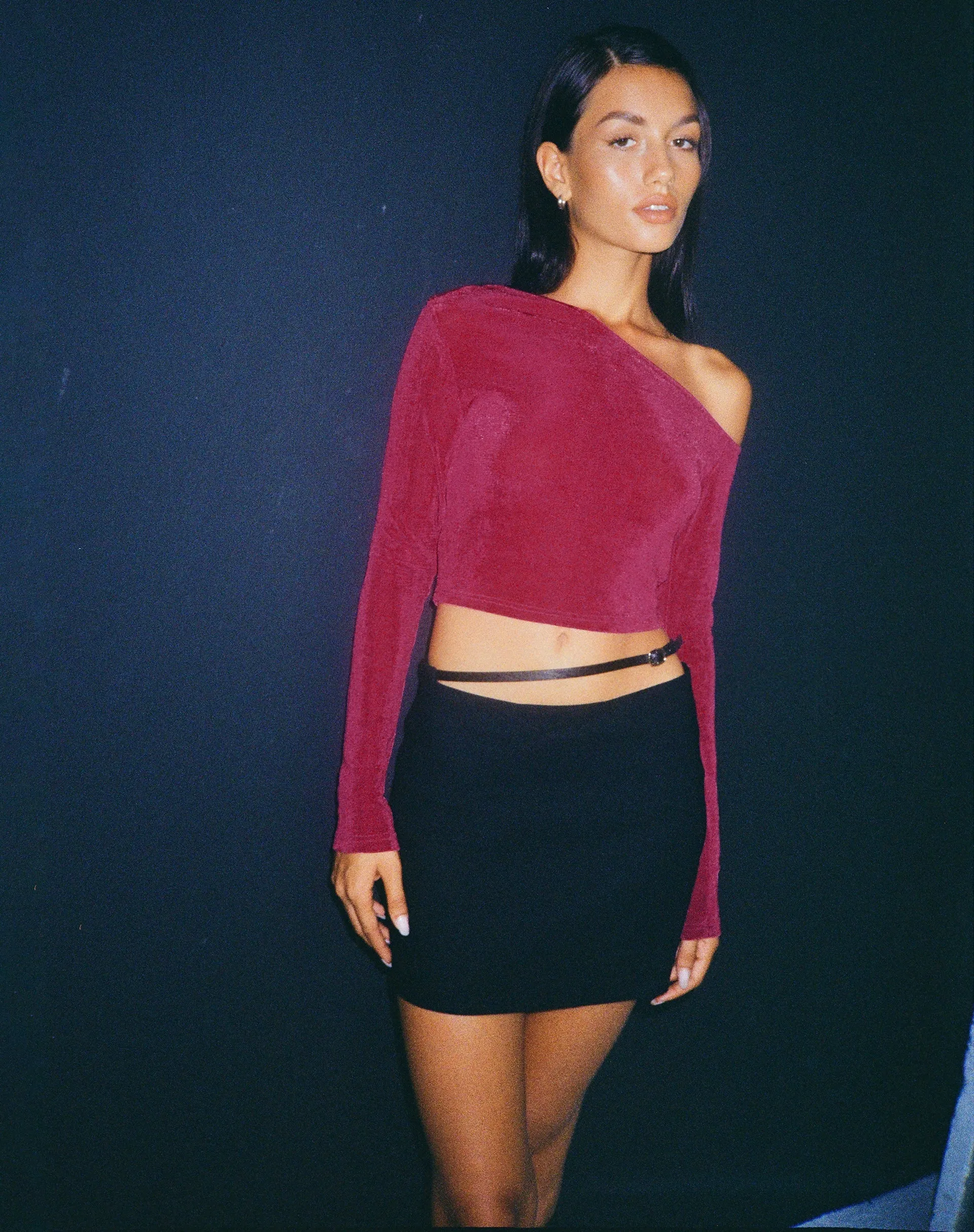 Lousa Long Sleeve Crop Top in Magenta Purple