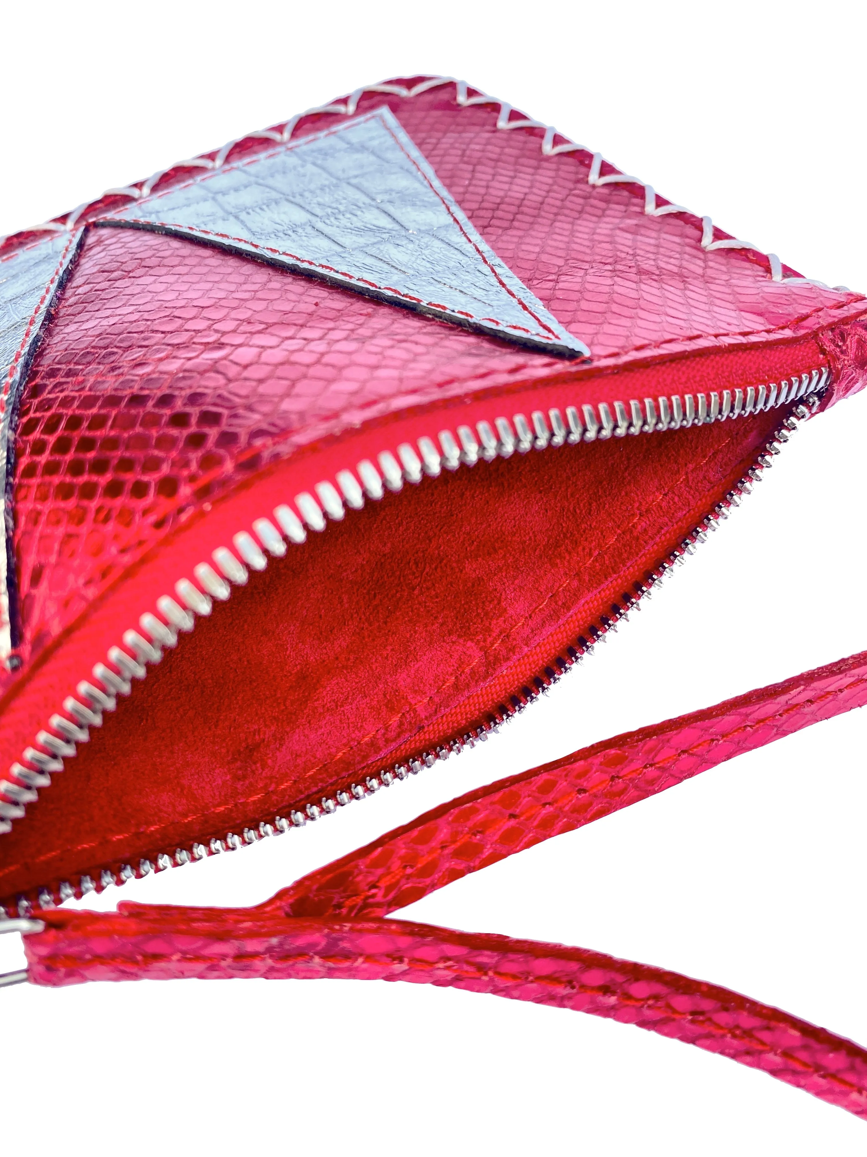 RED METALLIC VIVIAN FLAT POUCH