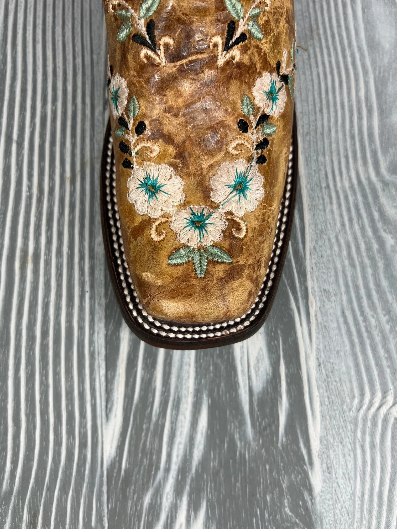 Women's Corral Distressed Cognac Floral Embroidery Western Boot - A4398