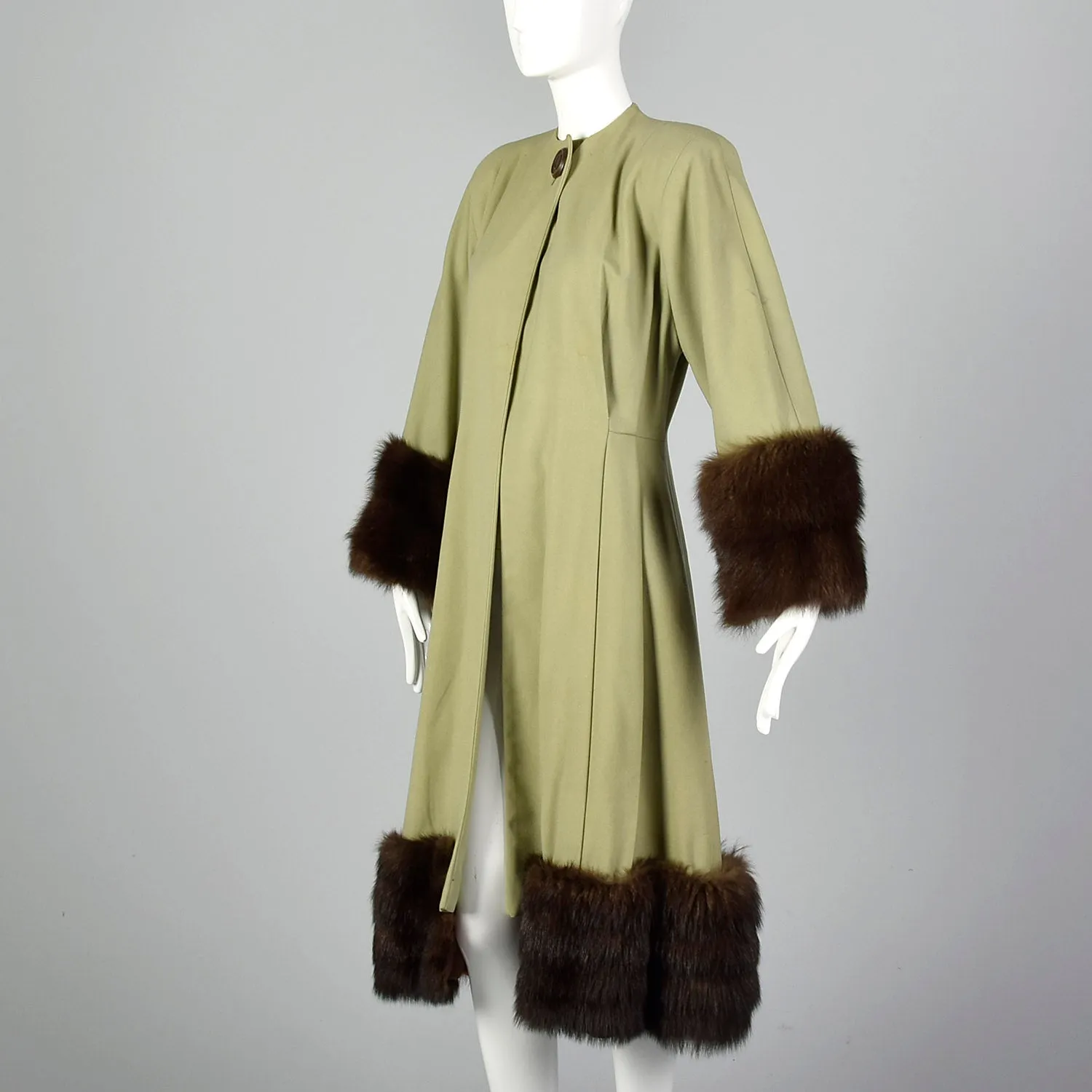 XS 1940s Pistachio Green Wool Coat with Fox Trim